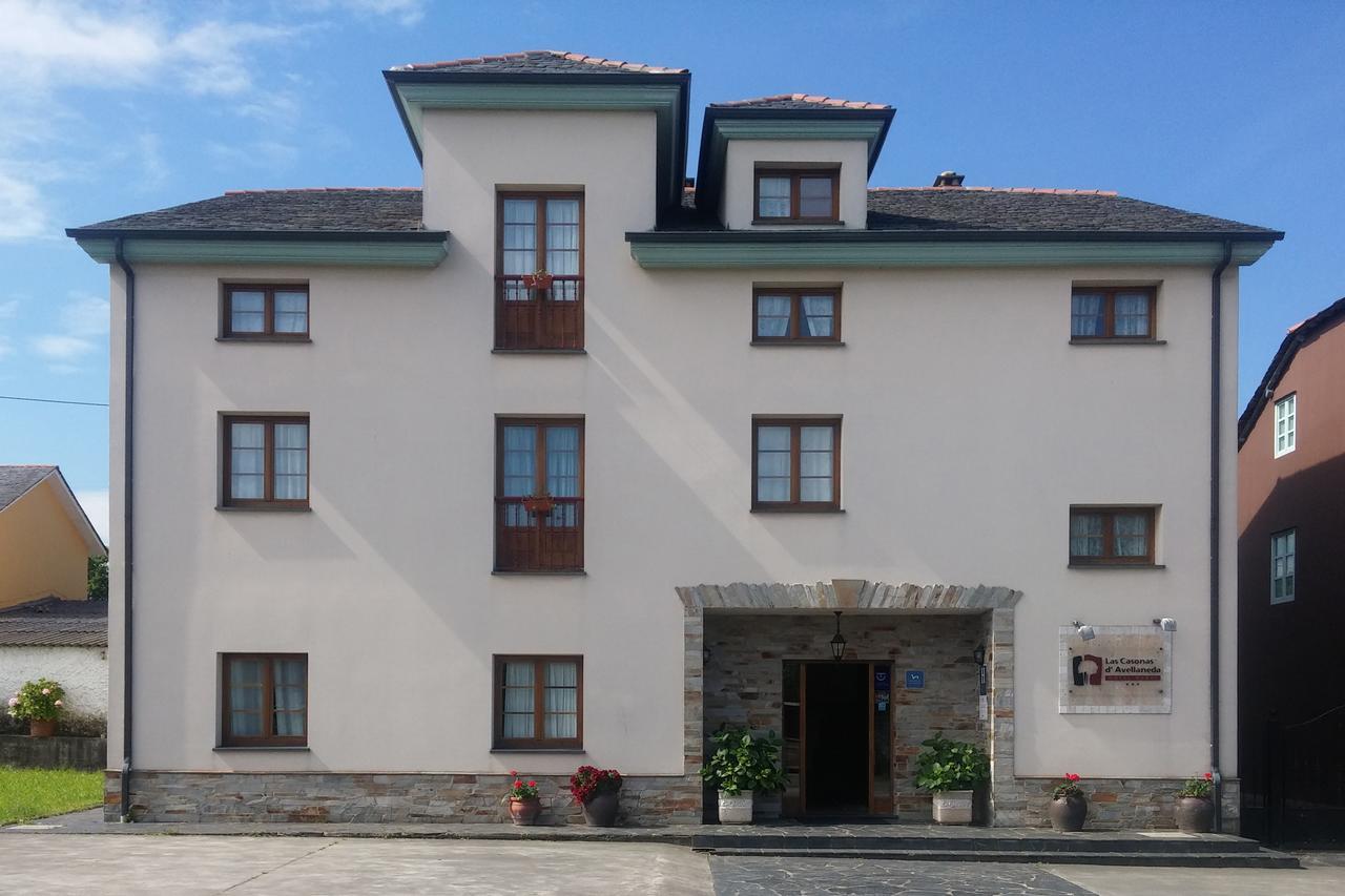 Las Casonas De Avellaneda Navia Exterior foto
